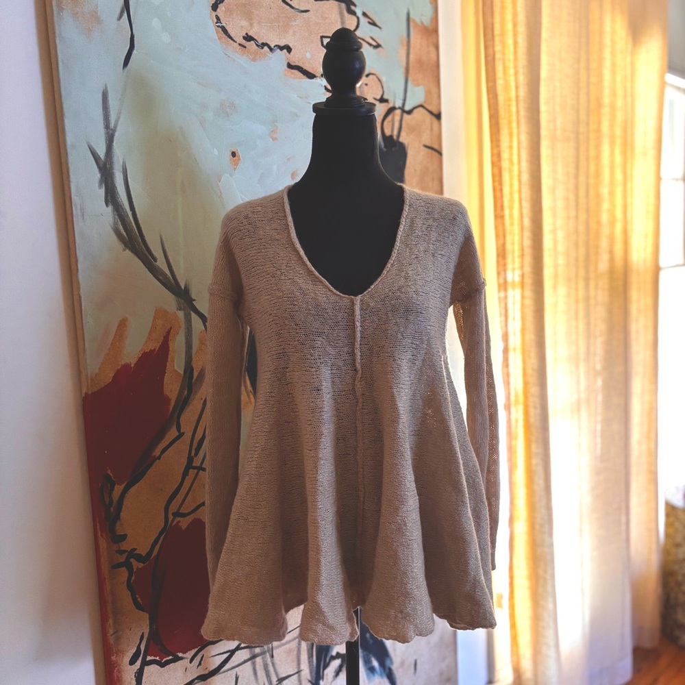 Free People, Neutral Beige Long Sleeve, Fine Gauge Pullover Swing Sweater Small
